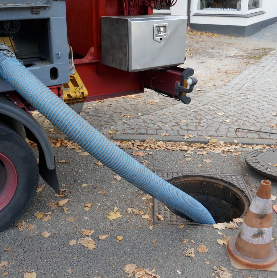 pompage canalisation e1727863035259